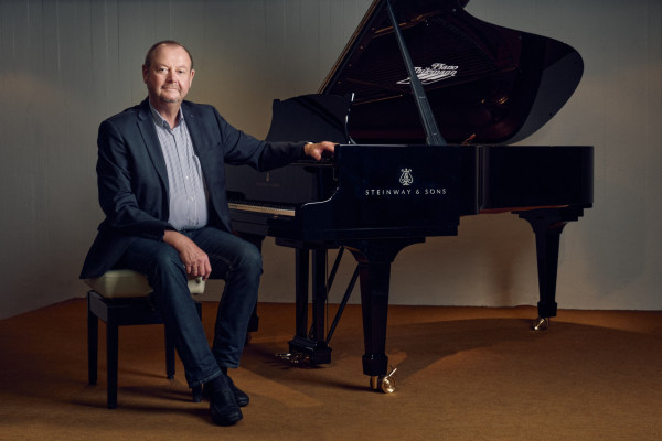 KLAVIERE, FLÜGEL, DIGITALPIANOS: TASTENKOMPETENZ 