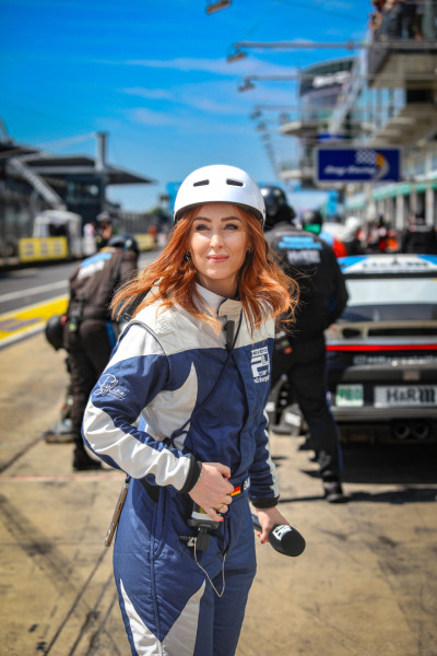 Sportreporterinnen am Nürburgring 