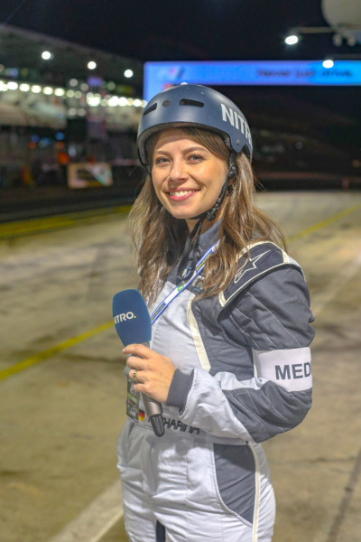 Sportreporterinnen am Nürburgring 